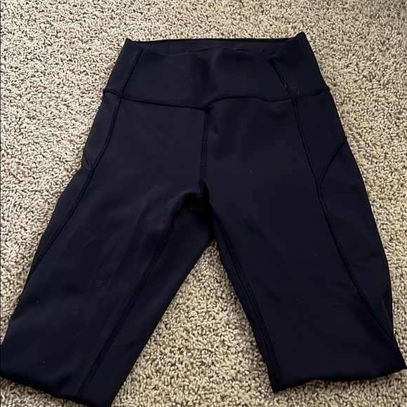 Lulu Lemon black Fast and Free Capri Leggings - Picture 3 of 3